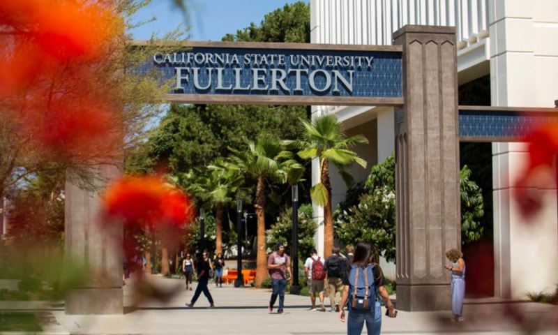 The entrance to California State Fullerton